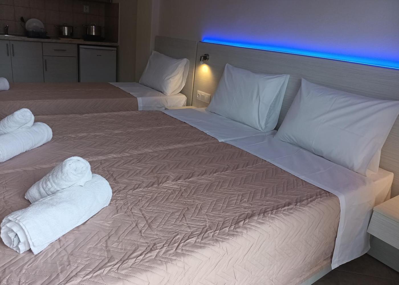 Oasis Blue Inn Leptokarya  Bagian luar foto